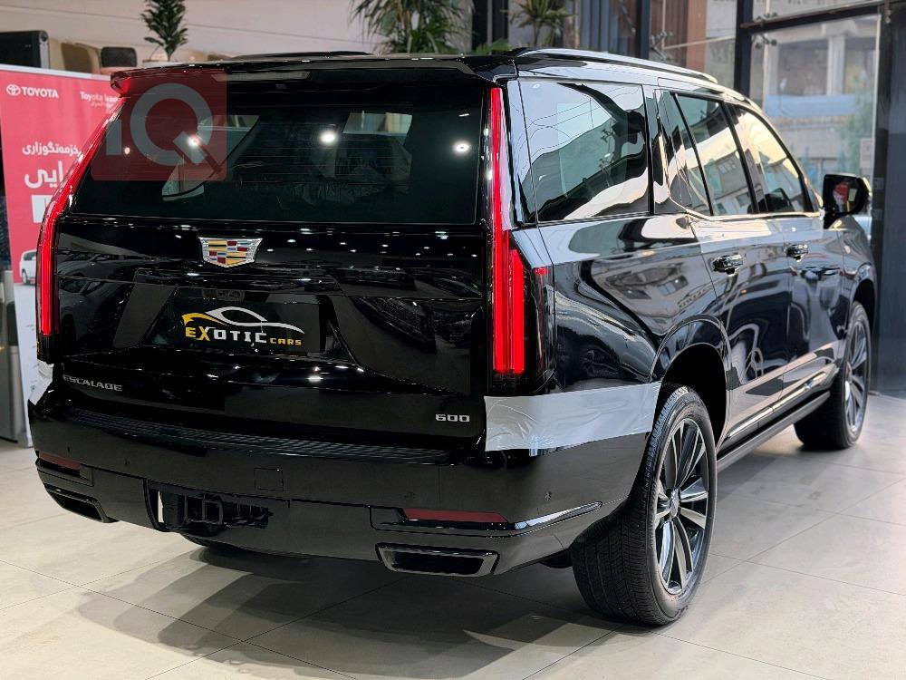 كاديلاك اسكاليد